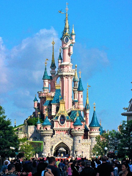 أجمل 42 قلعة حول العالم~ disneyland_paris[8